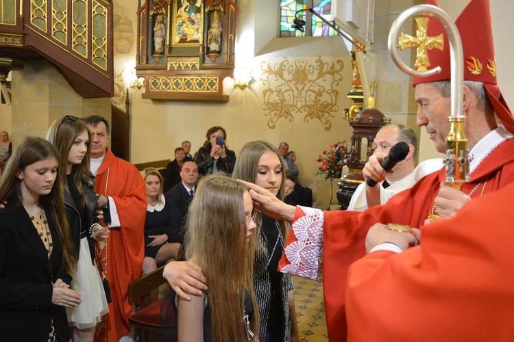 Bierzmowanie w Łużnej 2022