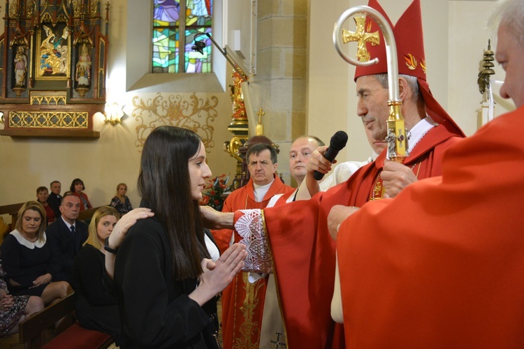 Bierzmowanie w Łużnej 2022