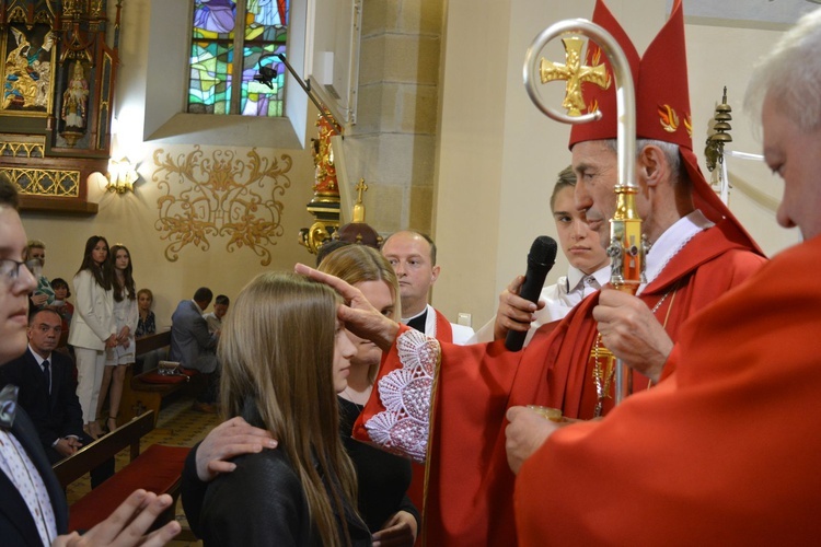 Bierzmowanie w Łużnej 2022