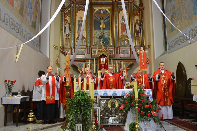 Bierzmowanie w Łużnej 2022