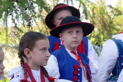 Dziękczynny koncert "Małego Haśnika" z Żabnicy dla Matki Bożej w Leśnej