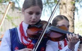 Dziękczynny koncert "Małego Haśnika" z Żabnicy dla Matki Bożej w Leśnej