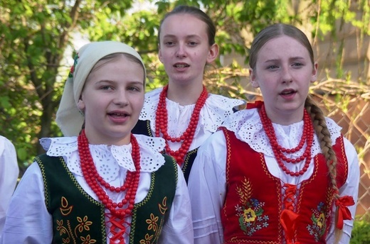 Dziękczynny koncert "Małego Haśnika" z Żabnicy dla Matki Bożej w Leśnej