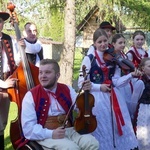 Dziękczynny koncert "Małego Haśnika" z Żabnicy dla Matki Bożej w Leśnej