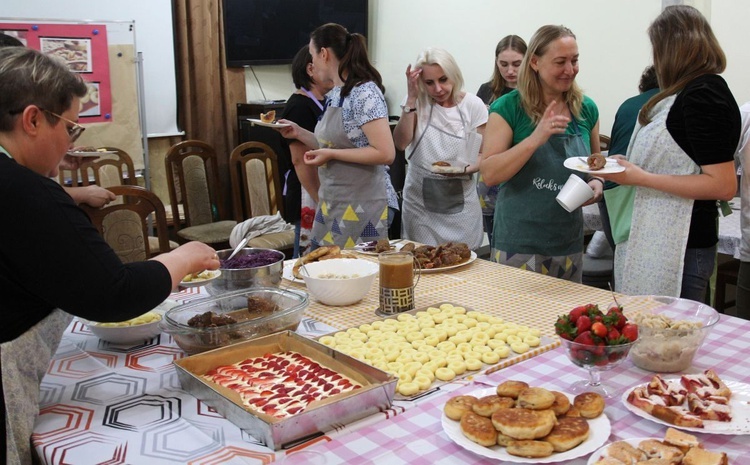 Polsko-ukraińskie warsztaty kulinarne z Fundacją Pomocy Dzieciom w Żywcu