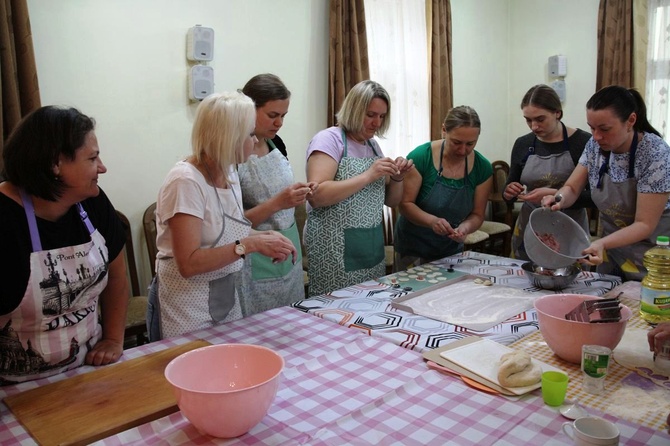 Polsko-ukraińskie warsztaty kulinarne z Fundacją Pomocy Dzieciom w Żywcu