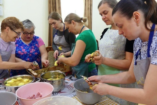 Polsko-ukraińskie warsztaty kulinarne z Fundacją Pomocy Dzieciom w Żywcu