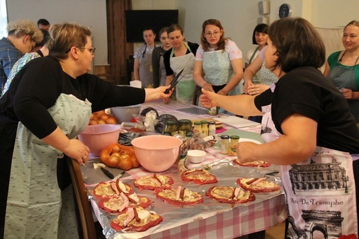 Polsko-ukraińskie warsztaty kulinarne z Fundacją Pomocy Dzieciom w Żywcu