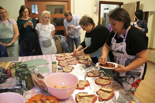 Polsko-ukraińskie warsztaty kulinarne z Fundacją Pomocy Dzieciom w Żywcu