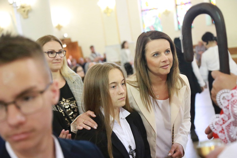 Bierzmowanie w par. MB Anielskiej w Dębicy