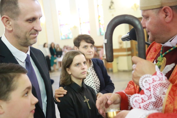 Bierzmowanie w par. MB Anielskiej w Dębicy