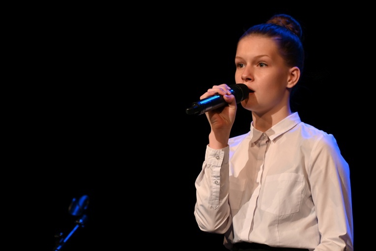 Świdnica. Program artystyczny i wręczenie nagród z okazji Dni Papieskich