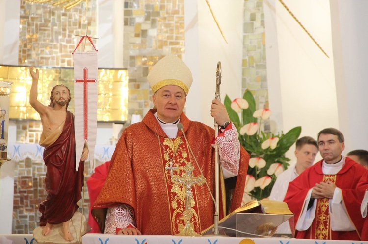 Bierzmowanie u Matki Bożej Fatimskiej w Tarnowie, cz. 1