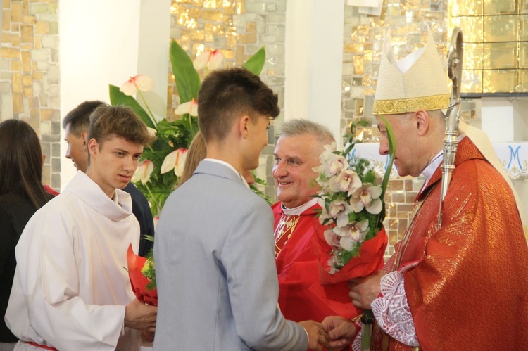 Bierzmowanie u Matki Bożej Fatimskiej w Tarnowie, cz. 1