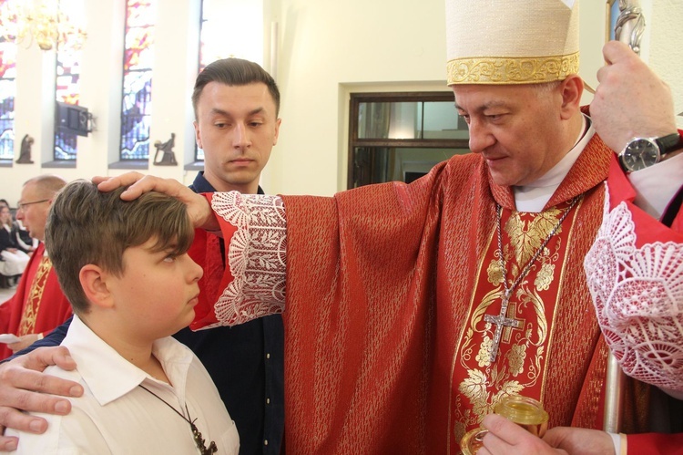 Bierzmowanie u Matki Bożej Fatimskiej w Tarnowie, cz. 1