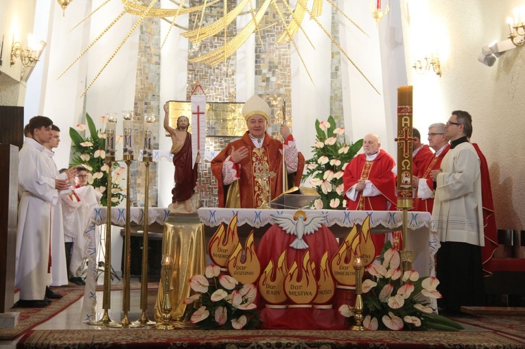 Bierzmowanie u Matki Bożej Fatimskiej w Tarnowie, cz. 2
