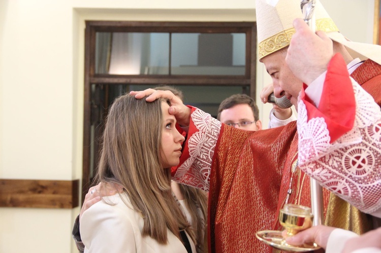 Bierzmowanie u Matki Bożej Fatimskiej w Tarnowie, cz. 2