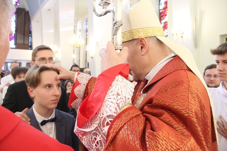 Bierzmowanie u Matki Bożej Fatimskiej w Tarnowie, cz. 2