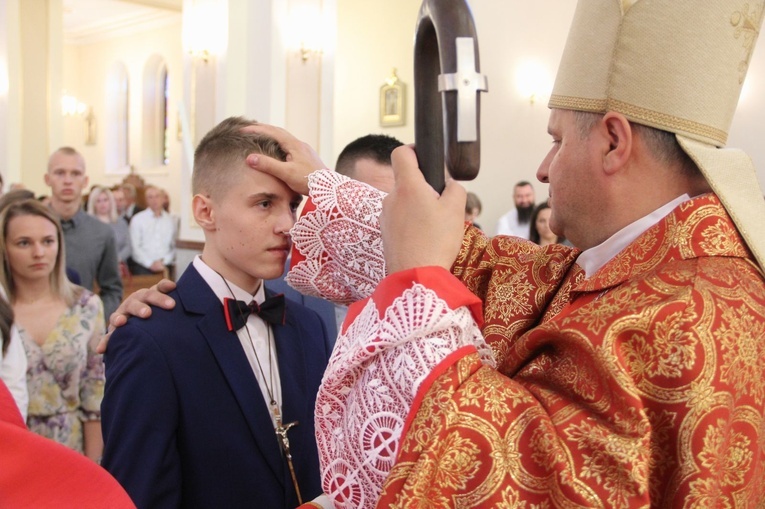 Straszęcin. Bierzmowanie 2022