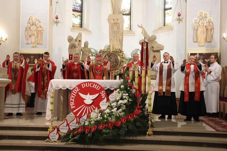 Straszęcin. Bierzmowanie 2022