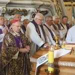 Ostatnie pożegnanie ks. Wojciecha Tyczyńskiego w Skoczowie