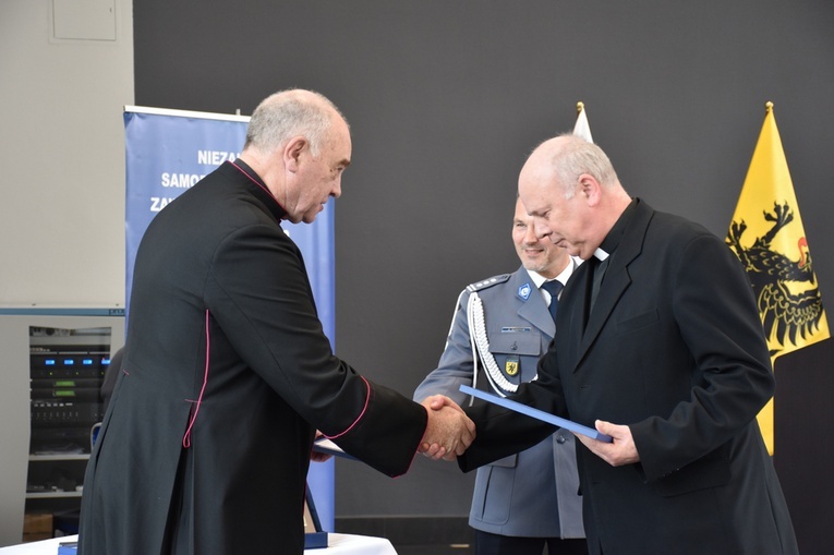 Pamiątkowa tablica duszpasterstwa pomorskiej policji