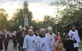Bp Janusz Mastalski u św. abp. Bilczewskiego w Wilamowicach
