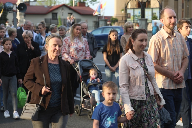 Bp Janusz Mastalski u św. abp. Bilczewskiego w Wilamowicach