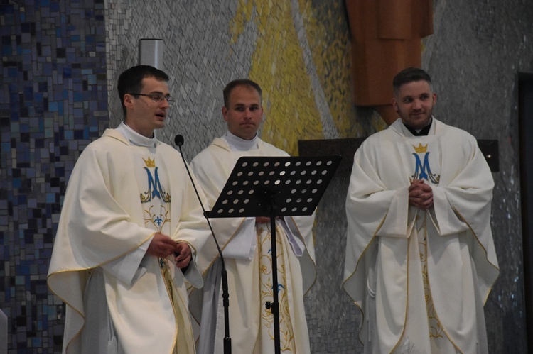 Abp Tadeusz Wojda wyświęcił salezjańskich kapłanów