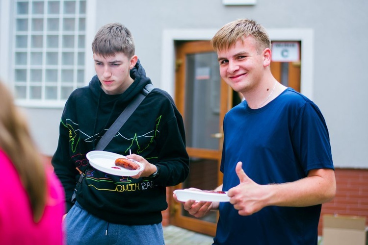 KSM zaprosił rówieśników na turniej siatkówki