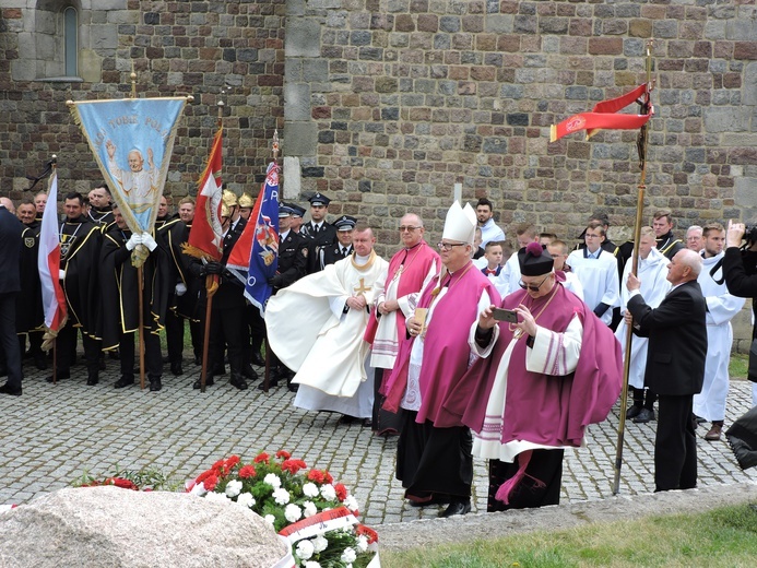 Zakończenie 860. rocznicy konsekracji archikolegiaty w Tumie