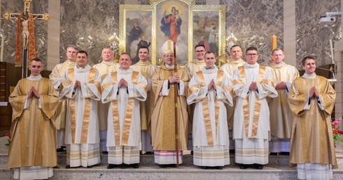 W konkatedrze na Kamionku świecenia diakonatu przyjęło czterech kleryków.