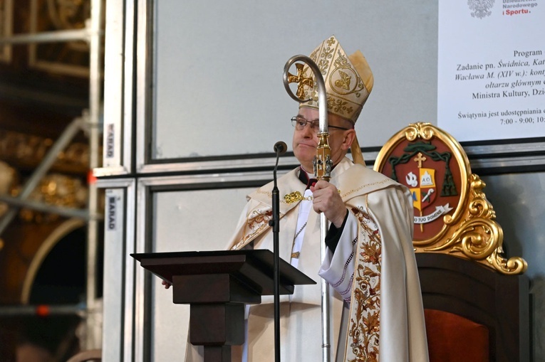 Biskup w czasie homilii na zakończenie etapu diecezjalnego synodu.