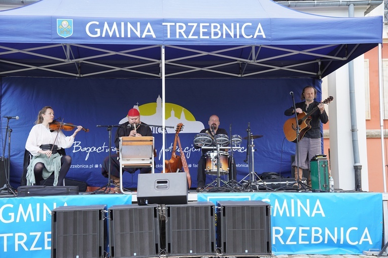 IX Majówka w Ogrodach Klasztornych w Trzebnicy