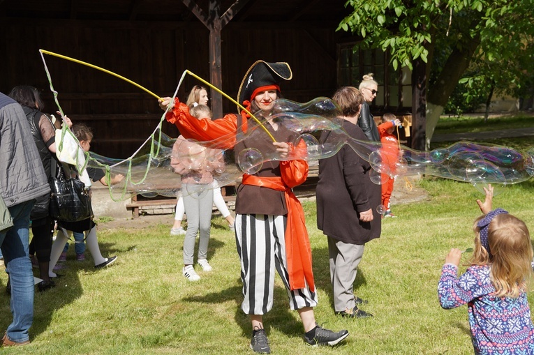 IX Majówka w Ogrodach Klasztornych w Trzebnicy