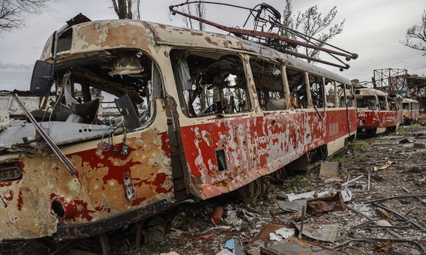 Ukraina: Rosjanie remontują linie kolejowe, by wywieźć zboże i wyroby metalowe