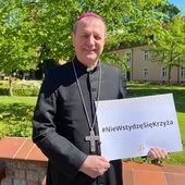 Abp Tadeusz Wojda zachęca do włączenia się w akcję #NieWstydzęSięKrzyża.