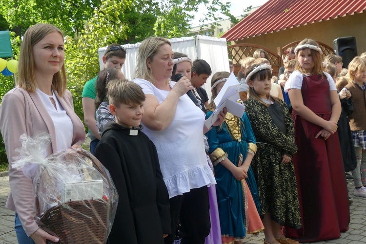 Festyn jubileuszowo-charytatywny u elżbietanek cieszyńskich - 2022