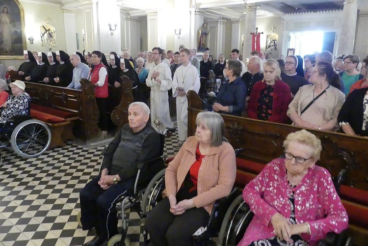 Festyn jubileuszowo-charytatywny u elżbietanek cieszyńskich - 2022