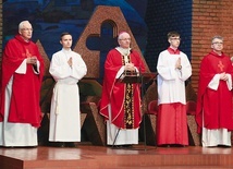 ◄	Uroczysta Eucharystia odbyła się 16 maja, w dzień odpustu parafialnego.