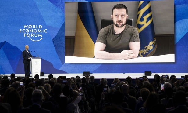 Zełenski: wycofanie rosyjskich wojsk do linii sprzed 24 lutego może być pierwszym krokiem do rozmów