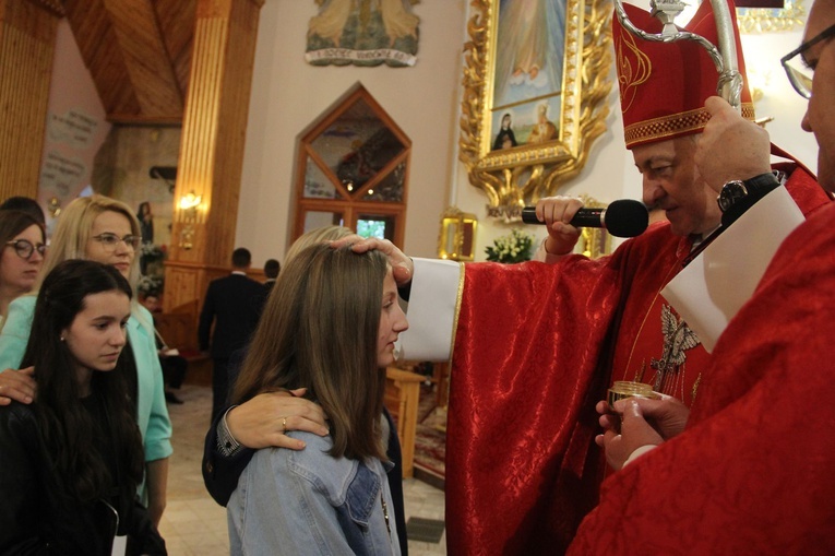 Tylicz. Bierzmowanie 2022