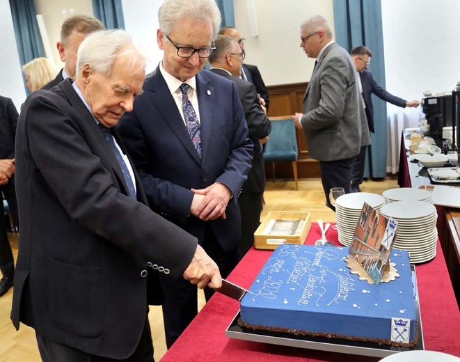 Uroczystośc 90. urodzin prof. Stanisława Waltosia