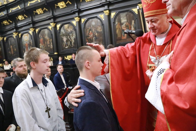 Bierzmowanie u Mikołaja