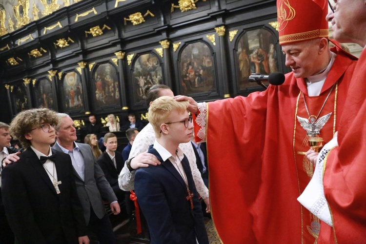 Bierzmowanie u Mikołaja