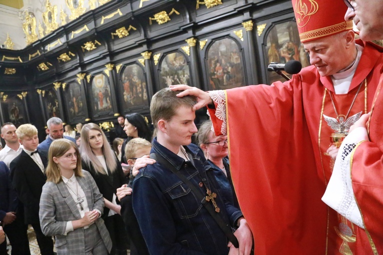 Bierzmowanie u Mikołaja