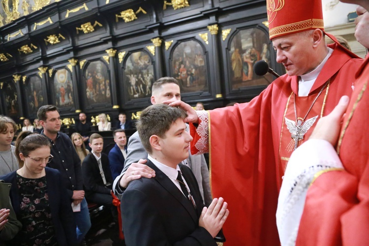 Bierzmowanie u Mikołaja