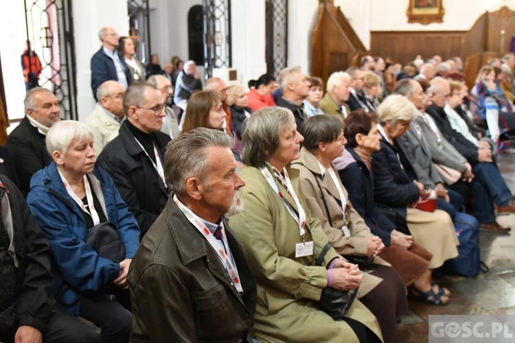 Pielgrzymka działaczy opozycji oraz osób represjonowanych do Rokitna