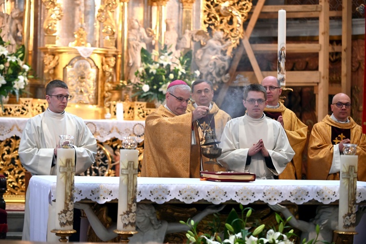 Dziękczynienie za beatyfikację kard. S. Wyszyńskiego