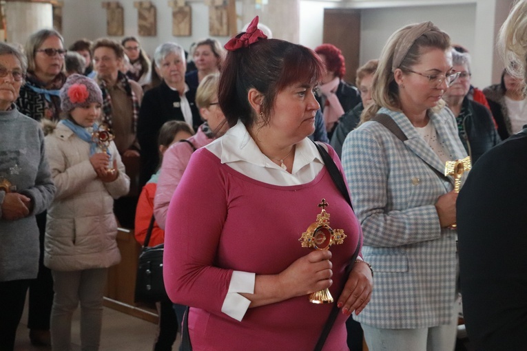 IX DPK. Wprowadzenie relikwii świętych kobiet